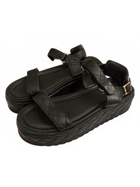Tony Bianco Black Quilted Platform Sandals Size 9